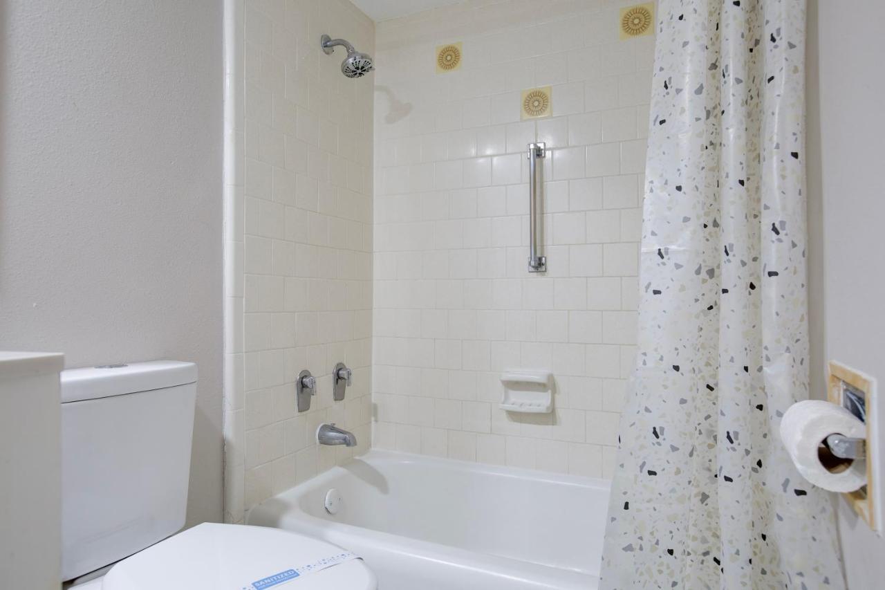 Riverside Inn and Suites Danville Virginia photo 3