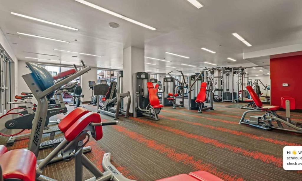 Weho Huxley Haven Modern 2BR with FREE PARKING - 4