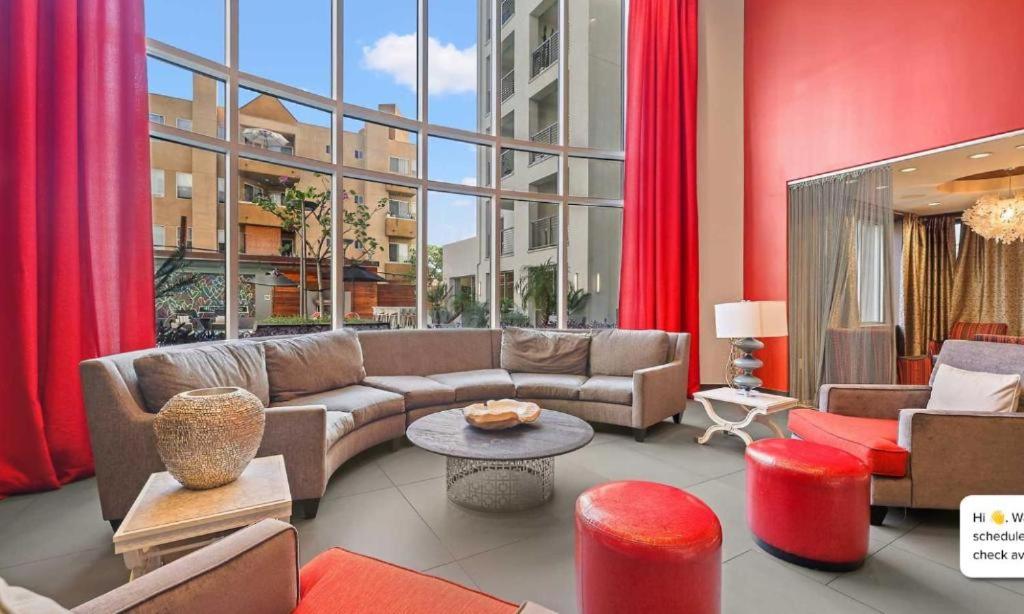 Weho Huxley Haven Modern 2BR with FREE PARKING - 6