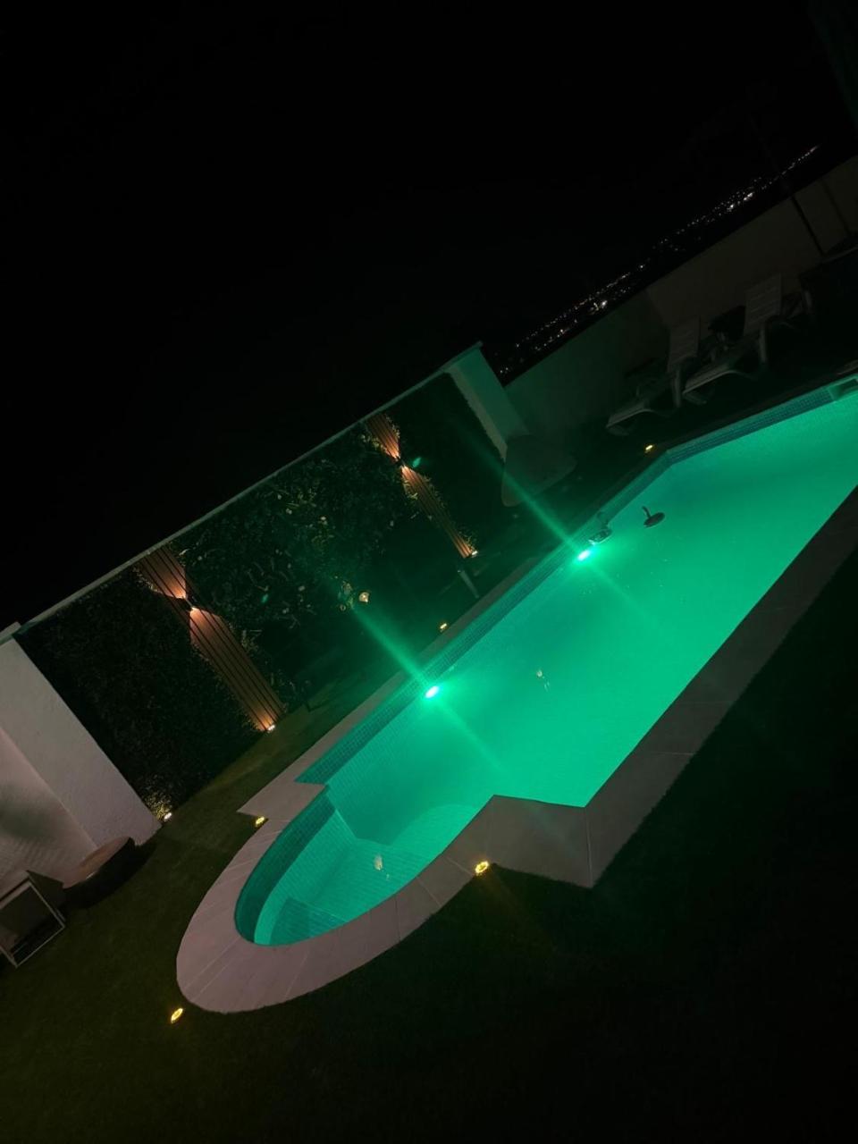 Villa Mery Montserrat - 2