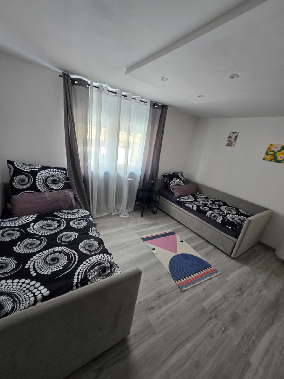 Ferienwohnung Monteurzimmer Mariens1 - 4