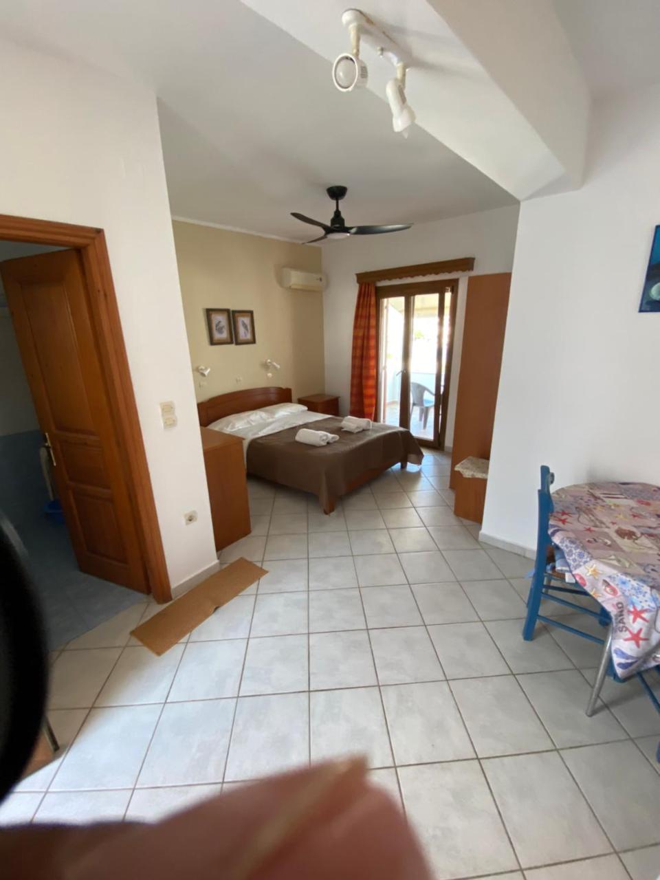Hotel Glaros Lipsi - 4