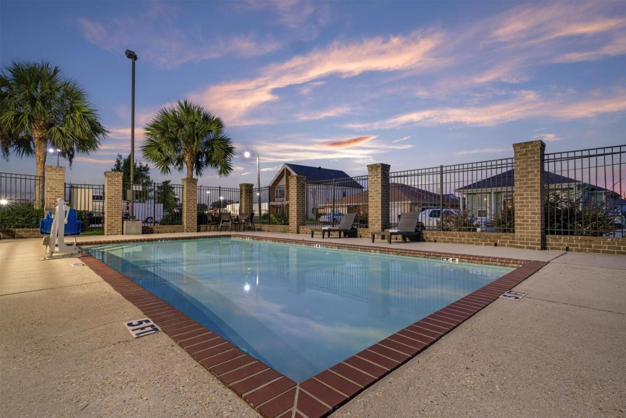 Best Western Plus Chalmette Hotel