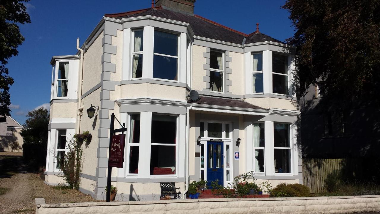Link House photo 3