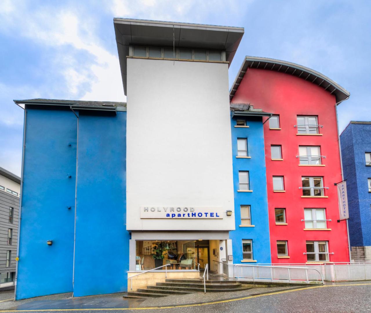 Holyrood Aparthotel photo 2