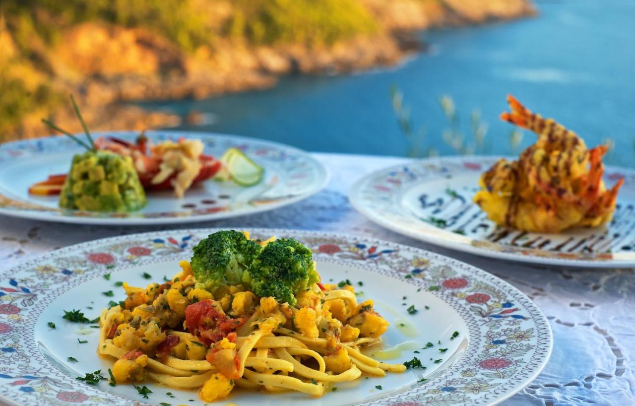 Romantic Hotel & Restaurant Villa Cheta Elite photo 4