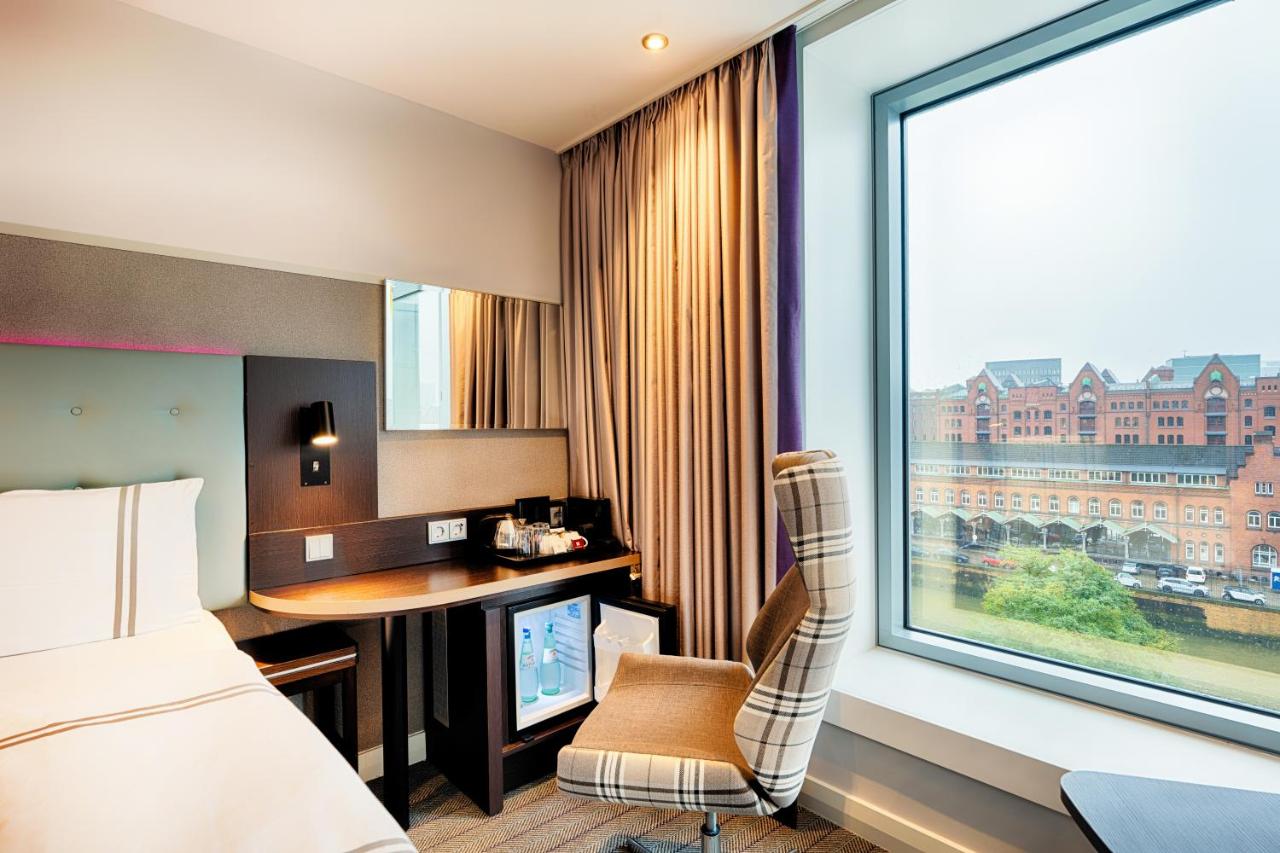 Premier Inn Hamburg City Centre photo 4