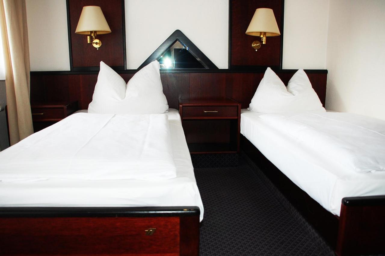 Hotel Ziegenkrug Rostock photo 4