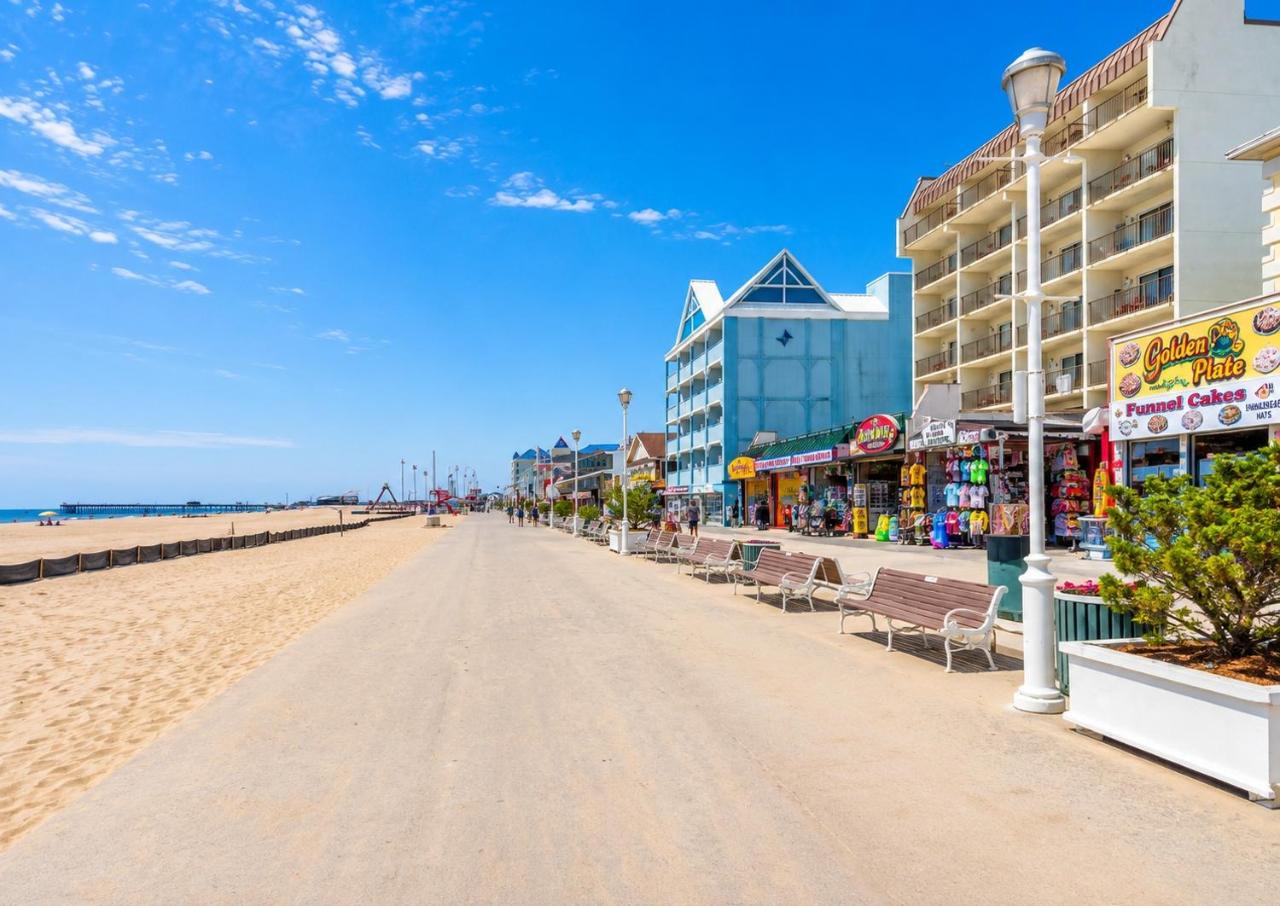 Boardwalk One photo 3