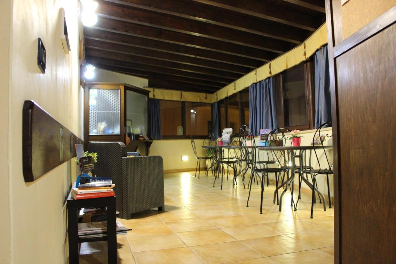 Bed and Breakfast Conte Luna photo 2