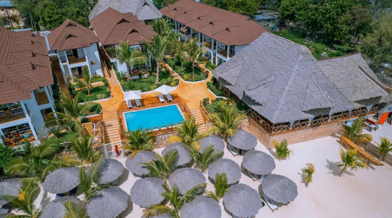 Sansi Kendwa Beach Resort — photo 1 of 5