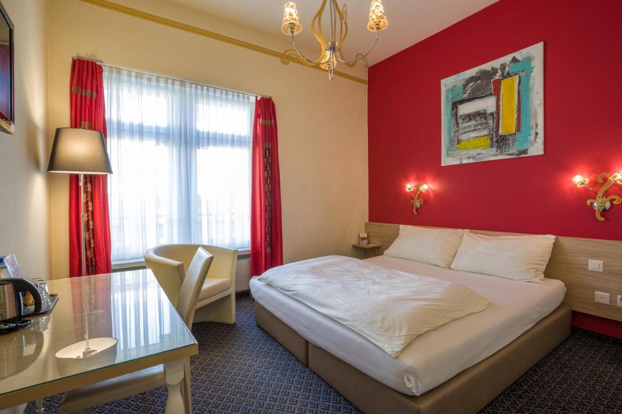 Hotel Ambassador photo 3