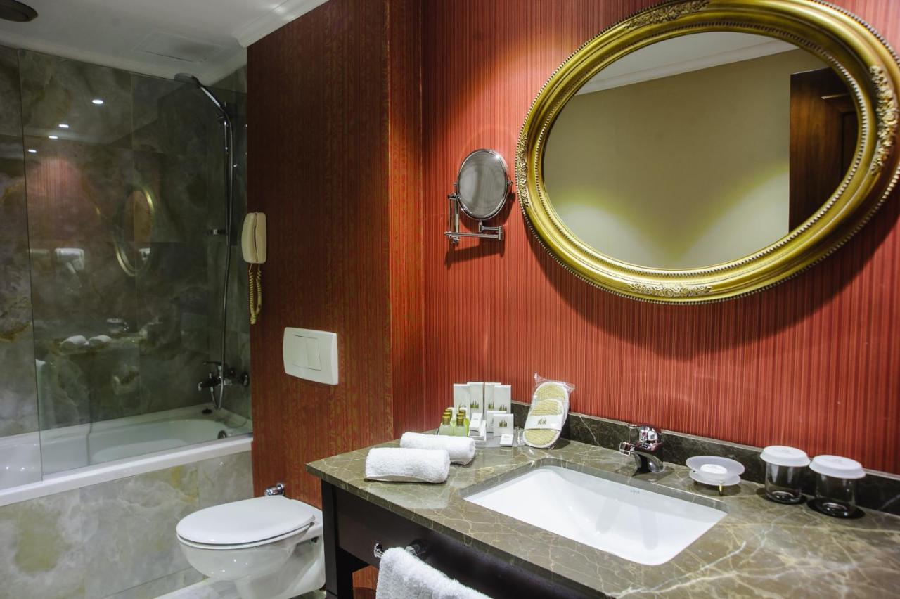 Hotel Intourist Palace Batumi photo 4