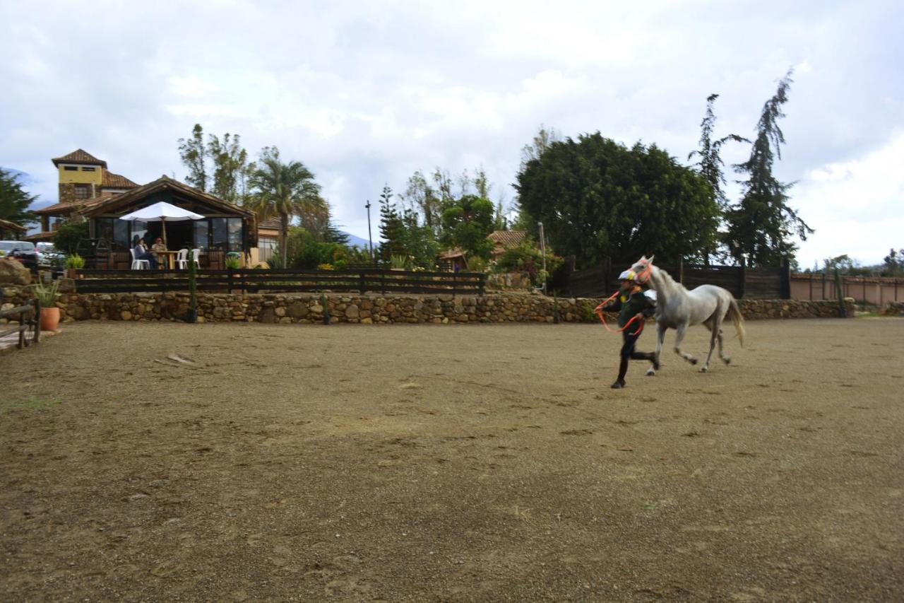 Hacienda Flamingo