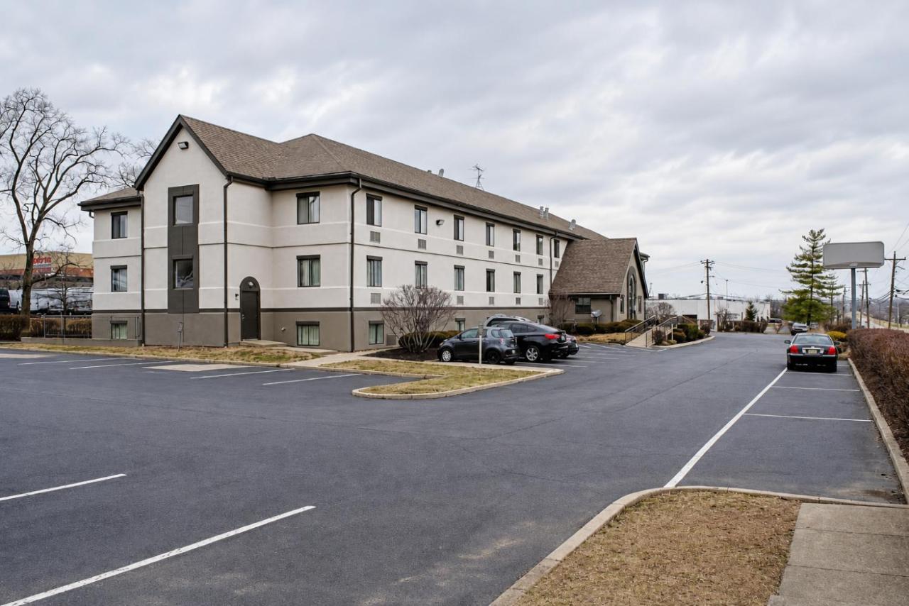Studio Lodge - Cincinnati - Springdale