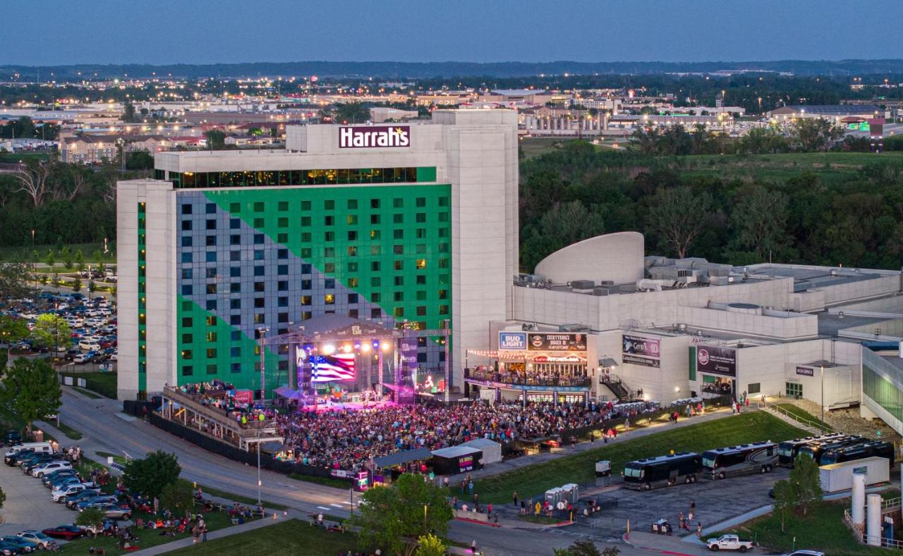 Harrah's Council Bluffs Hotel & Casino - A Caesars Rewards Destination