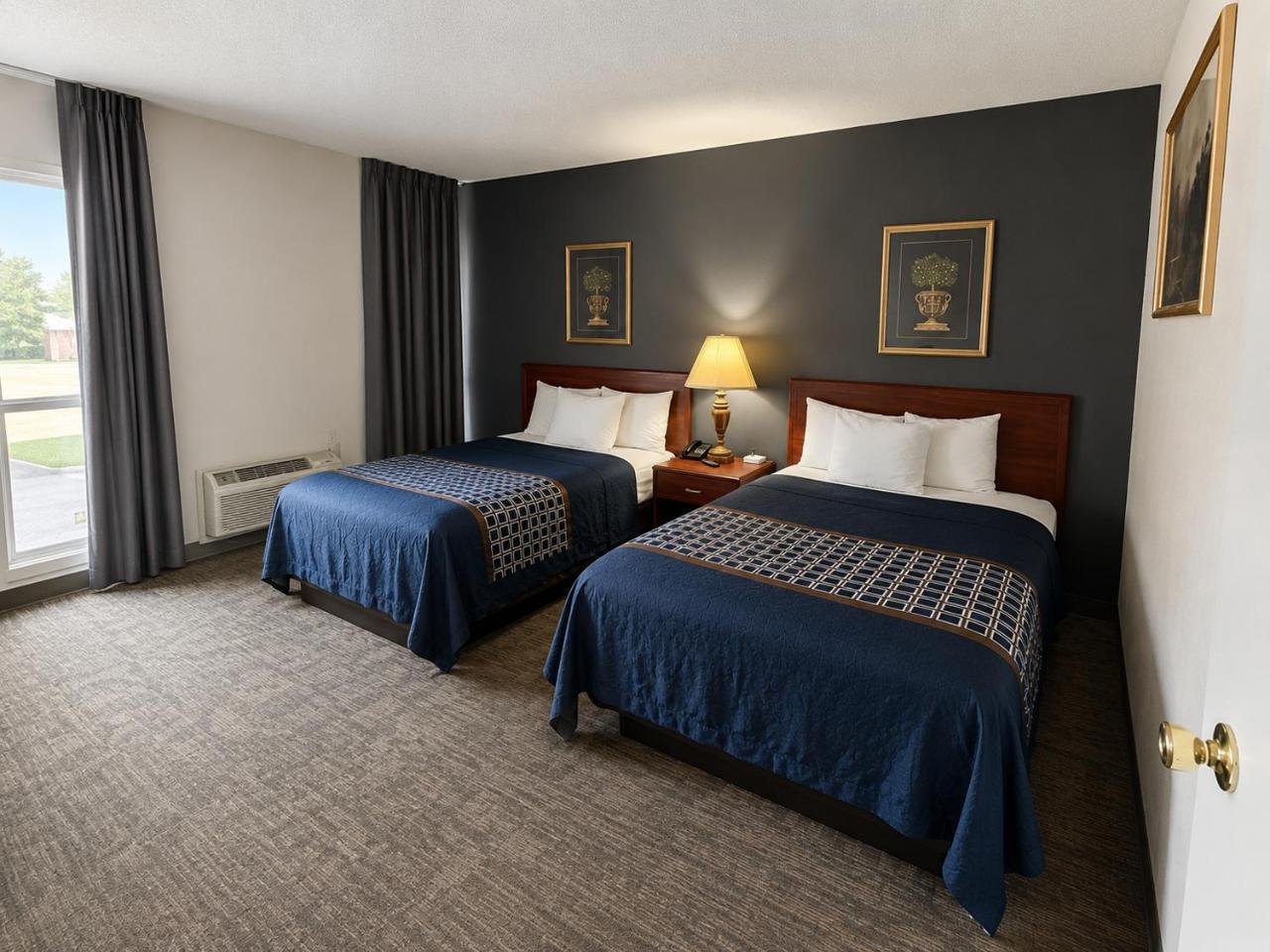 Alamo Inn & Suites - Gillette photo 4