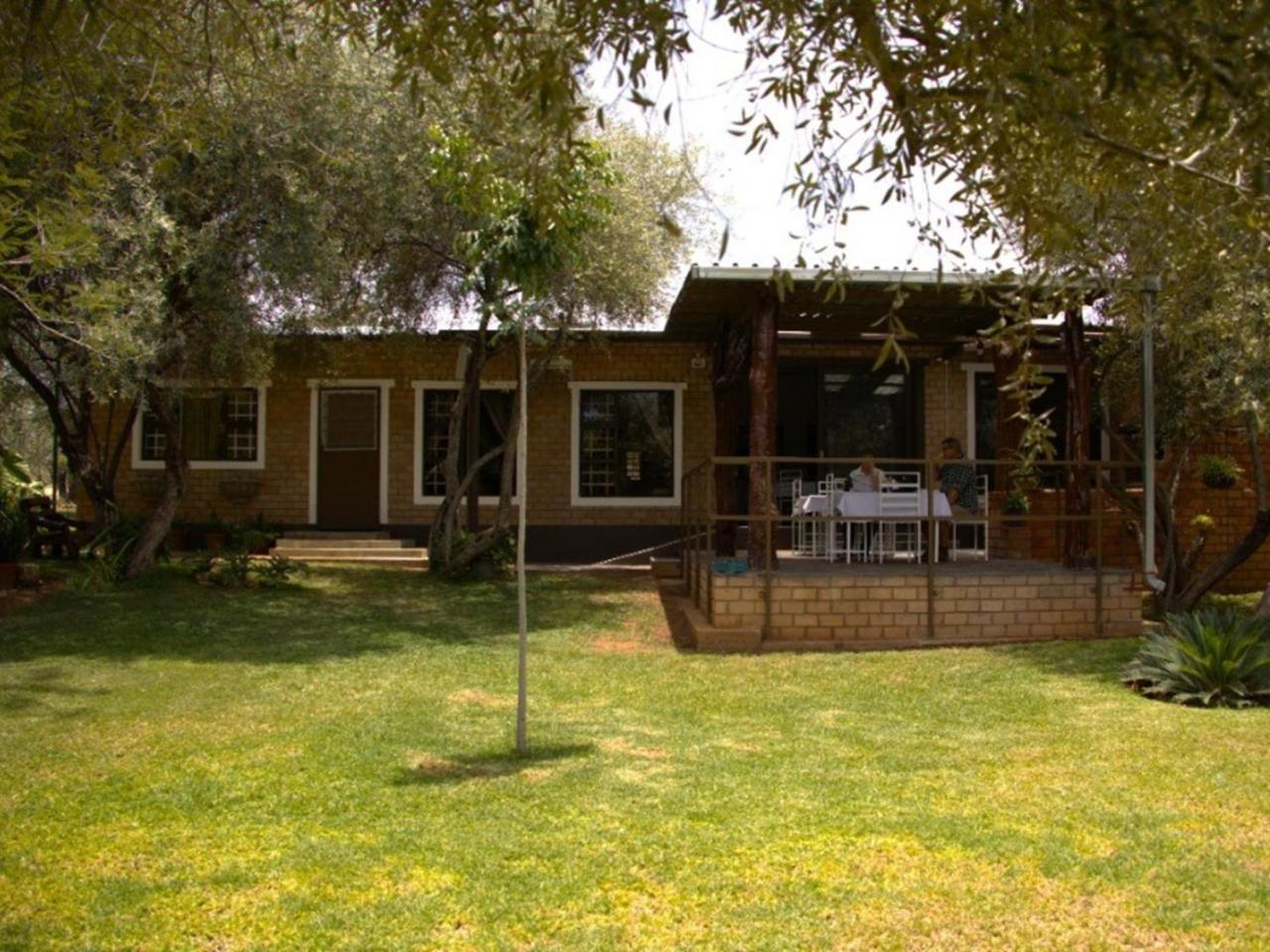 Olienhoff Guesthouse and Rest Camp photo 4
