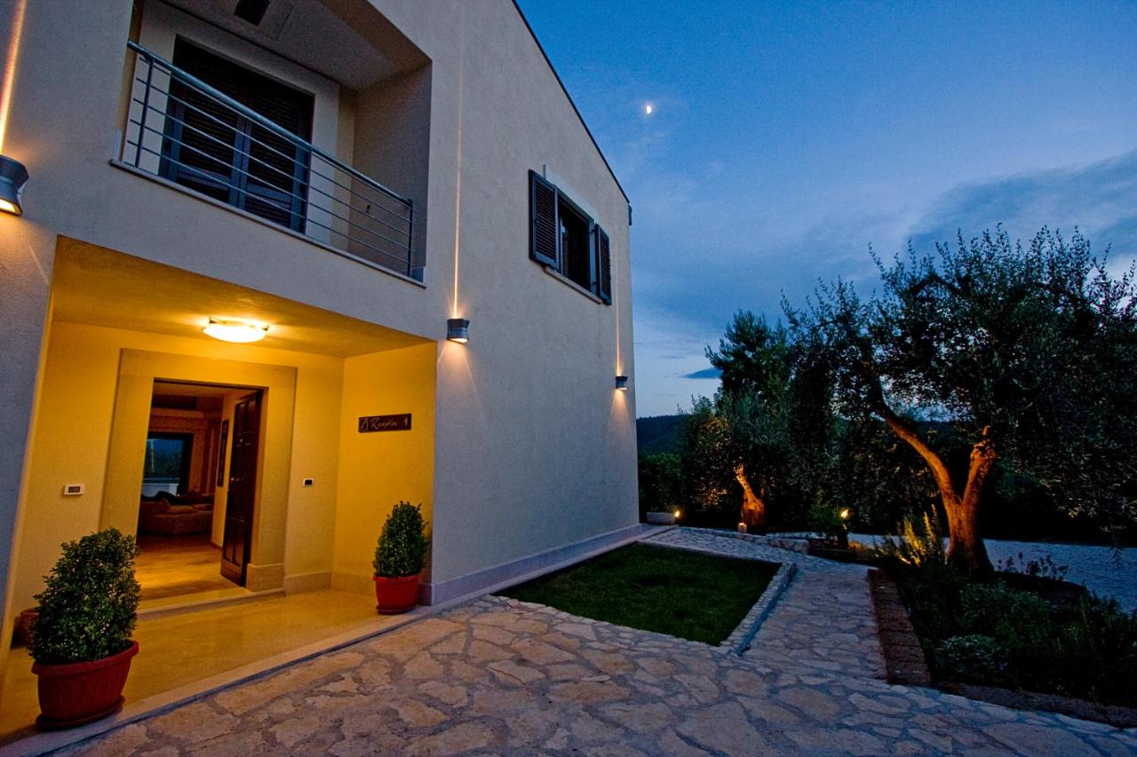 Zia Ni Boutique Suites photo 4