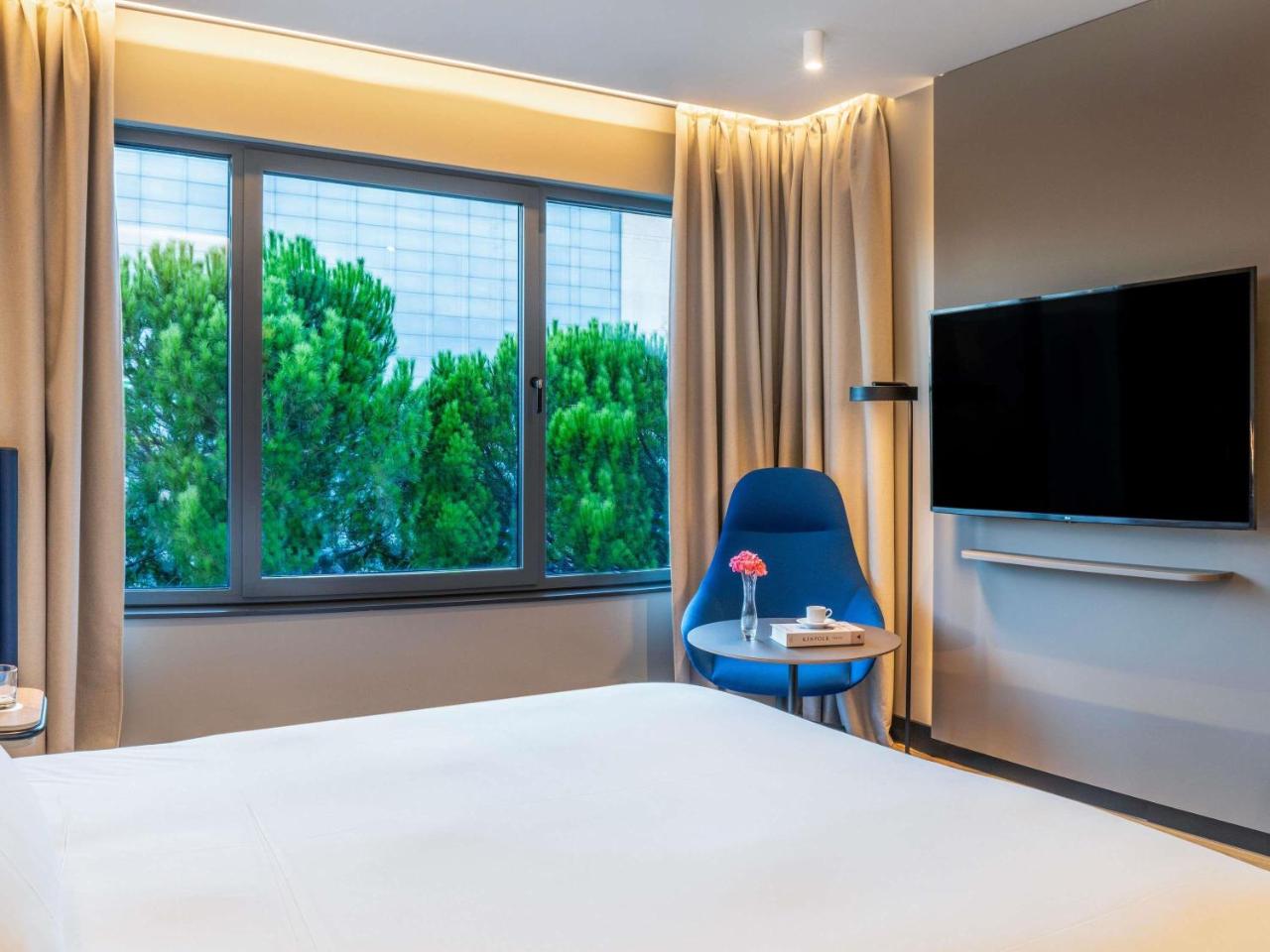Novotel Madrid Feria and Airport photo 3