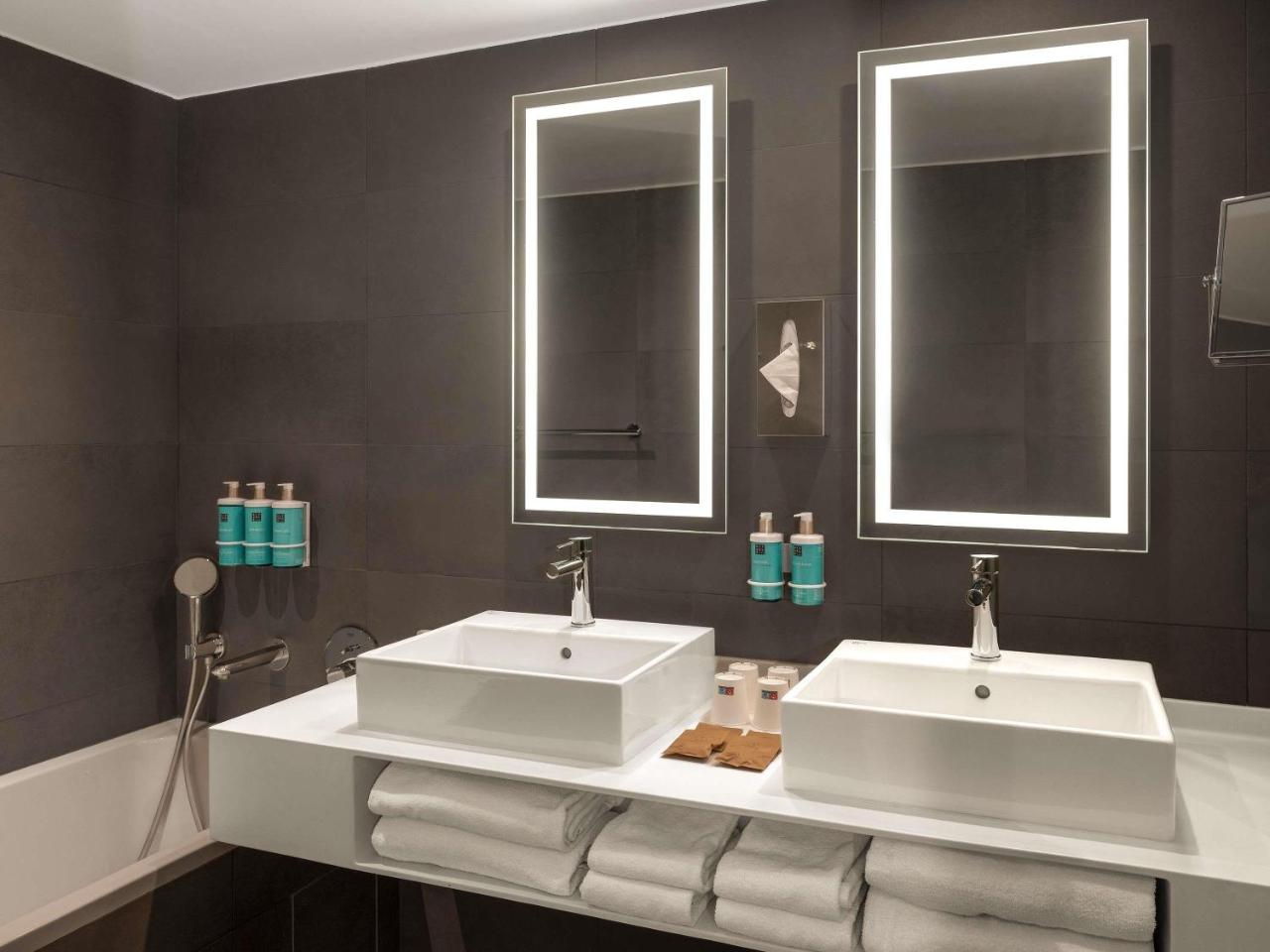 Novotel Paris Vaugirard Montparnasse photo 2