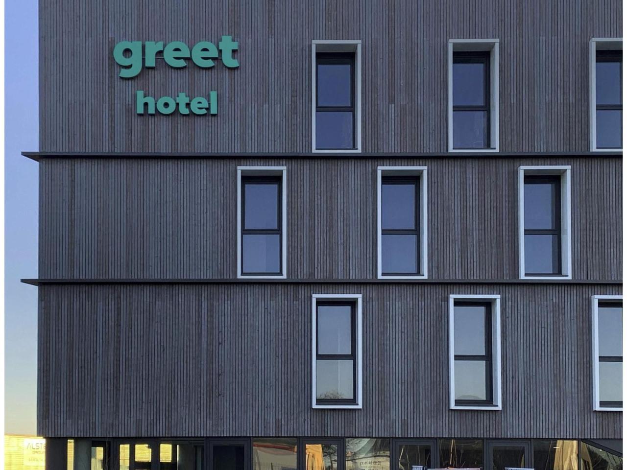 greet Hotel Rennes Pace