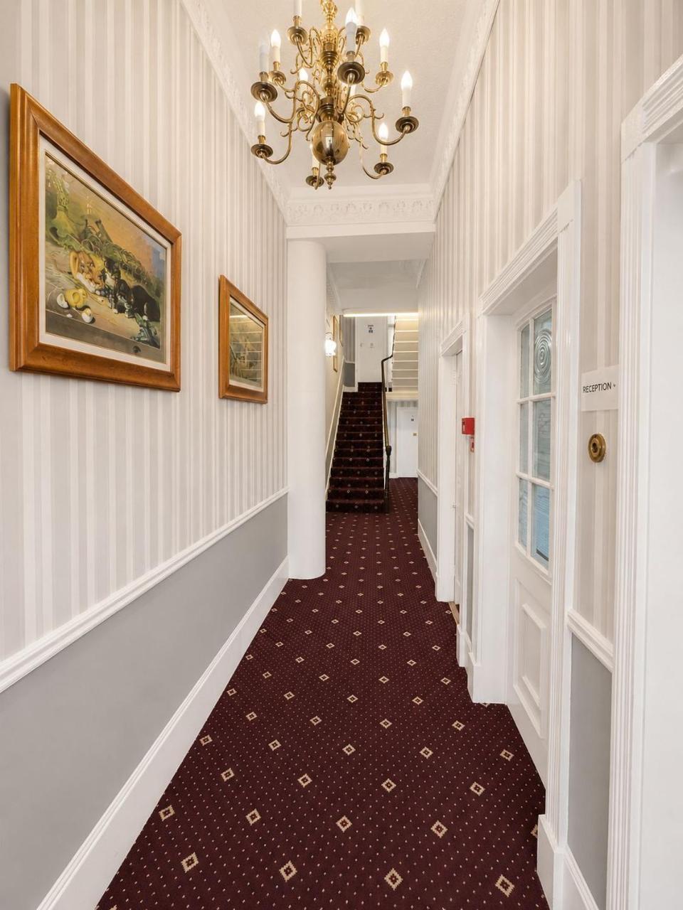 Parkwood Hotel photo 3