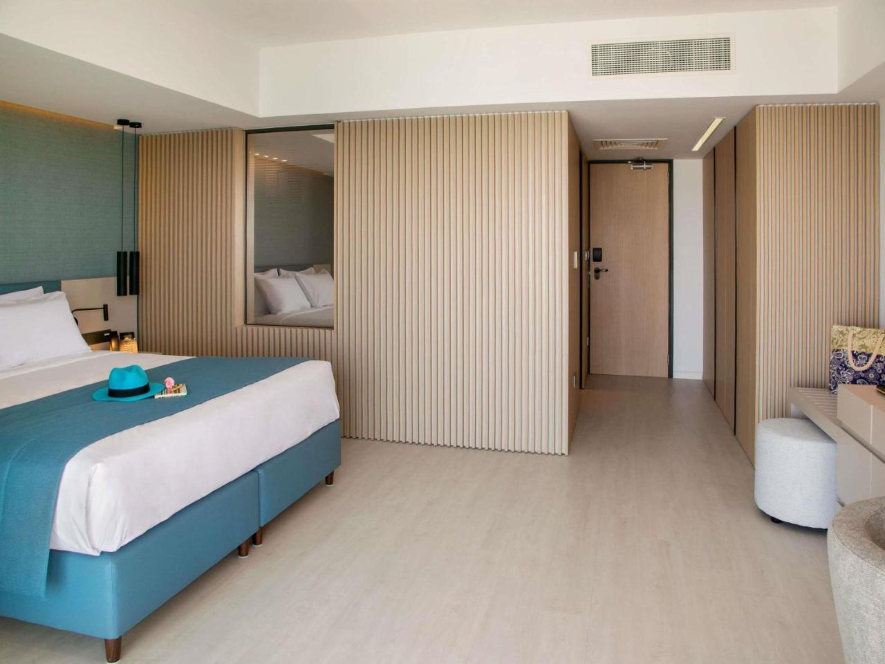 Mercure Larnaca Beach Resort photo 3