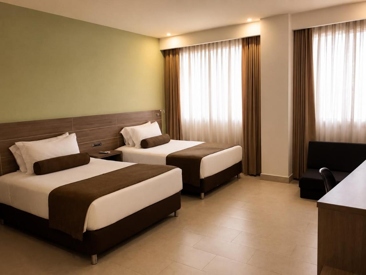 Hausen Hotel - Suites photo 3