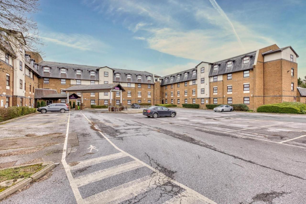 Premier Inn London Gatwick Airport - A23 Airport Way photo 3