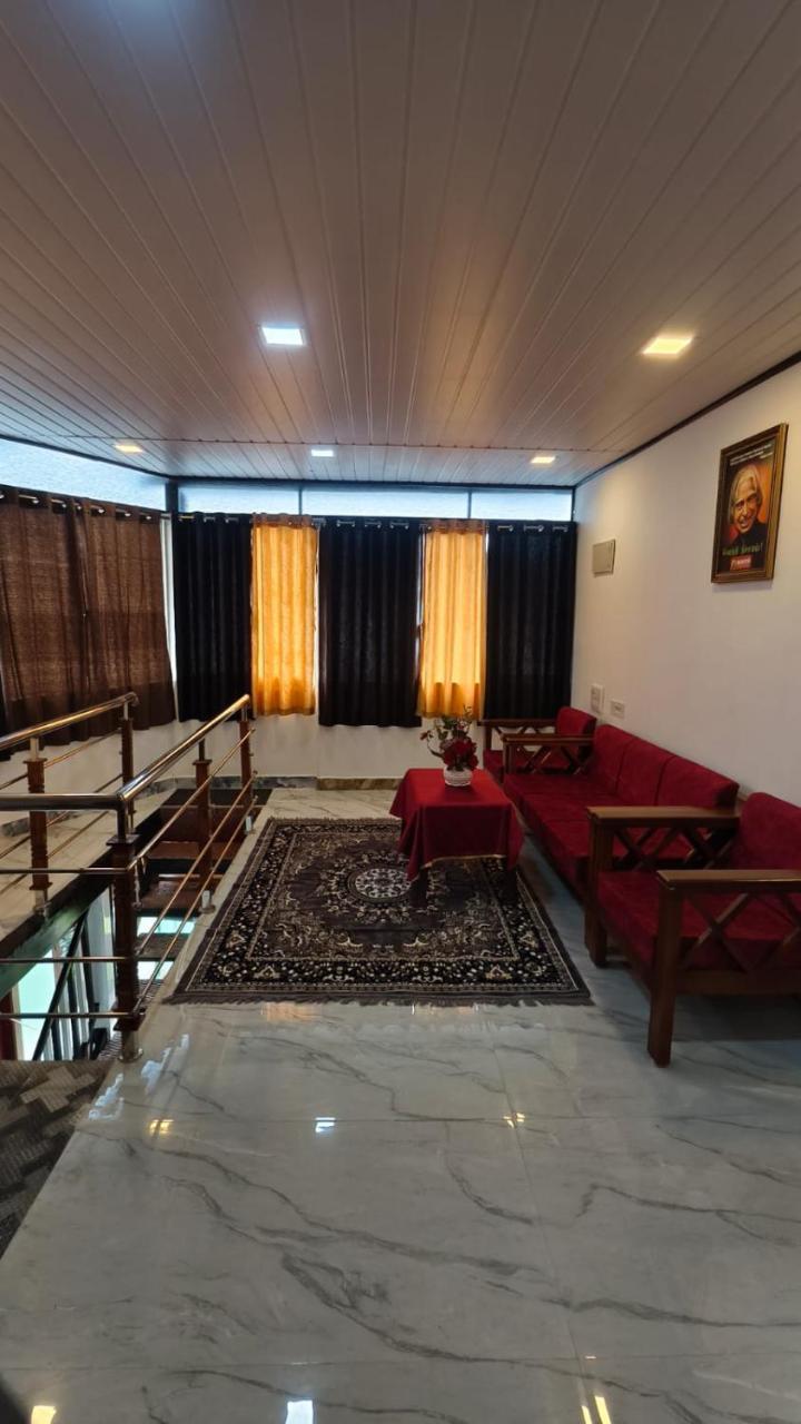 AKS Home Stay photo 2