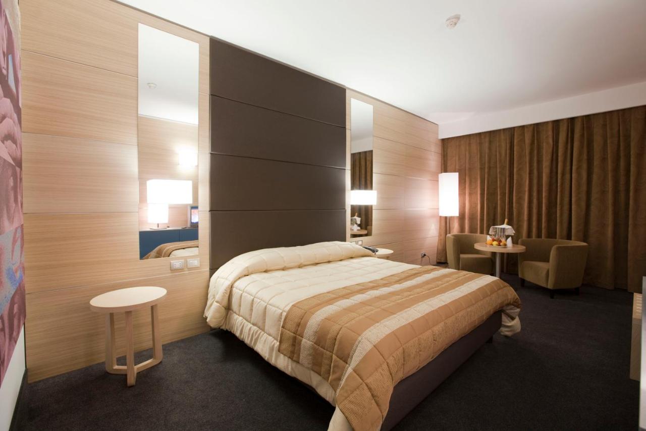 Centrum Palace Hotel - 5