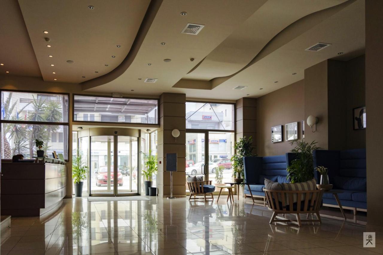Hotel Avra by Smile hotels - Free Airport Shuttle photo 3