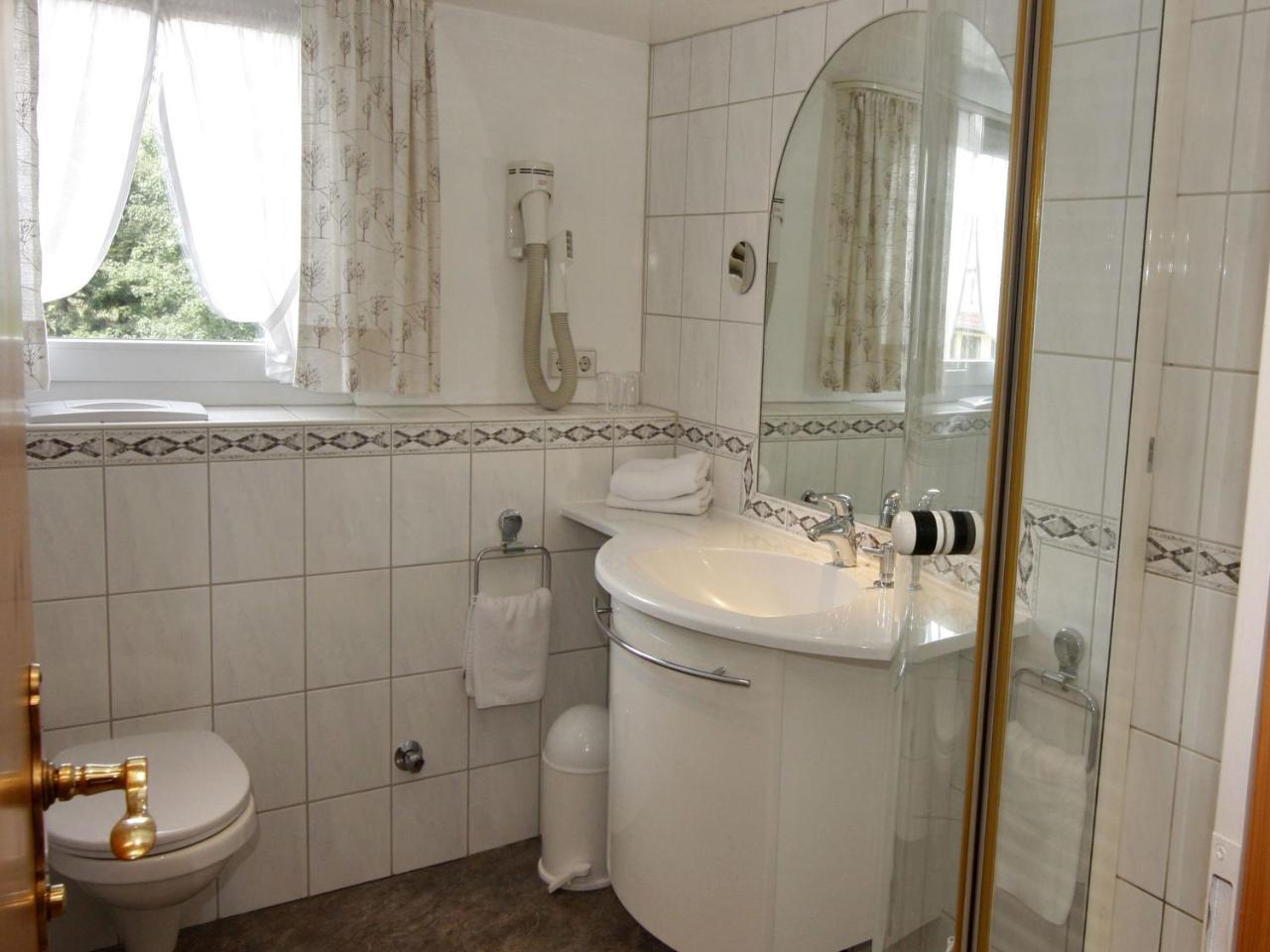 Schwarzwaldgasthof Hotel Schwanen photo 2