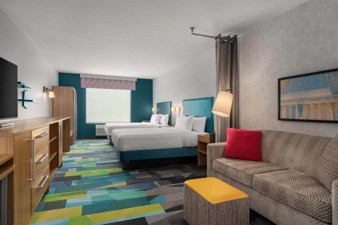 Home2 Suites Capitol Heights Washington DC photo 4