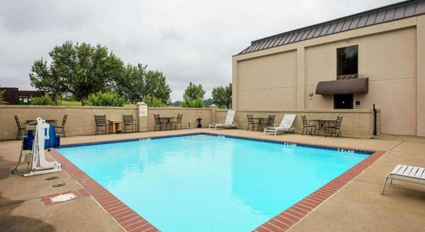 Quality Inn Holly Springs South