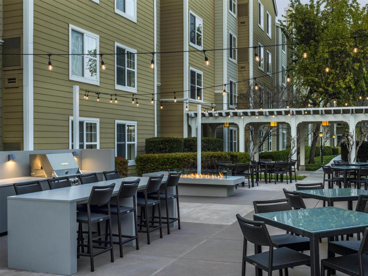 Homewood Suites by Hilton Newark - Fremont