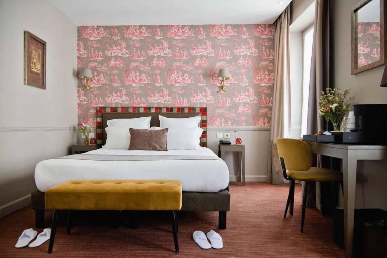 Hotel Des Comedies