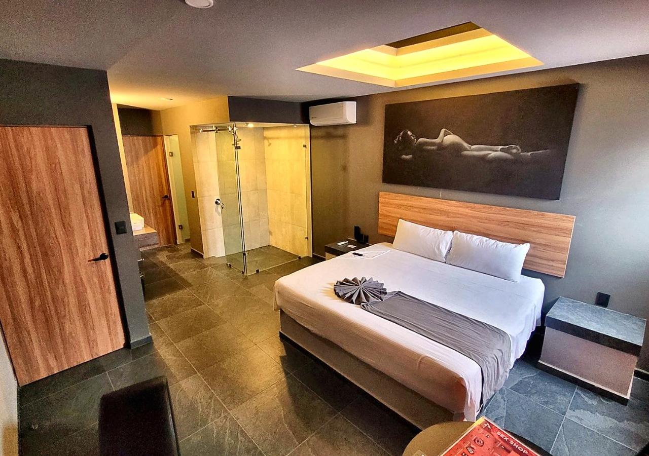 4Play Motel