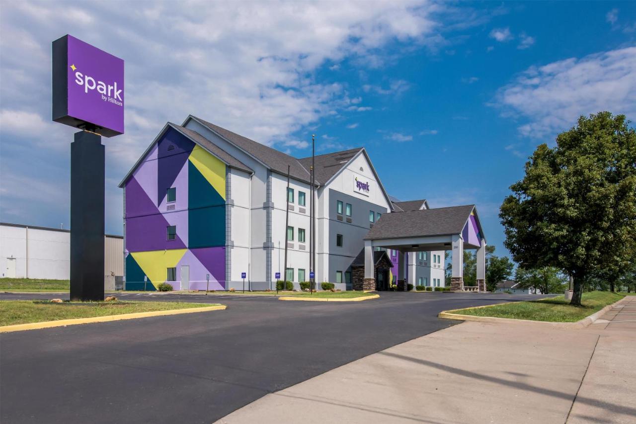 Spark by Hilton Grain Valley Kansas City