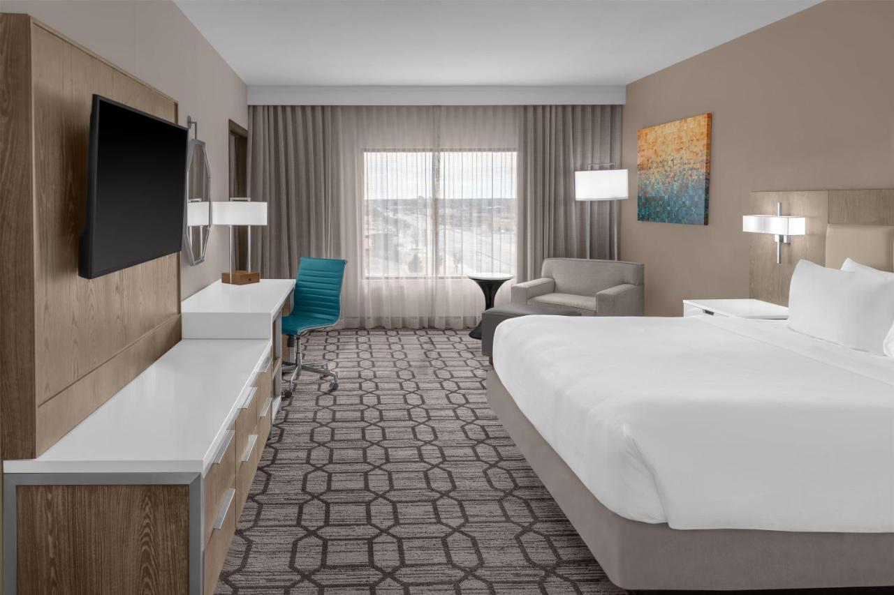 DoubleTree by Hilton Lubbock - University Area photo 2