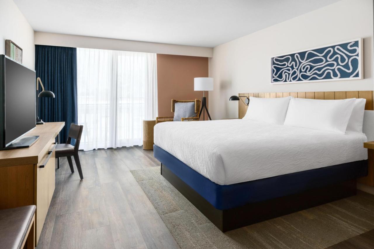 Hilton Garden Inn St. Pete Beach photo 2