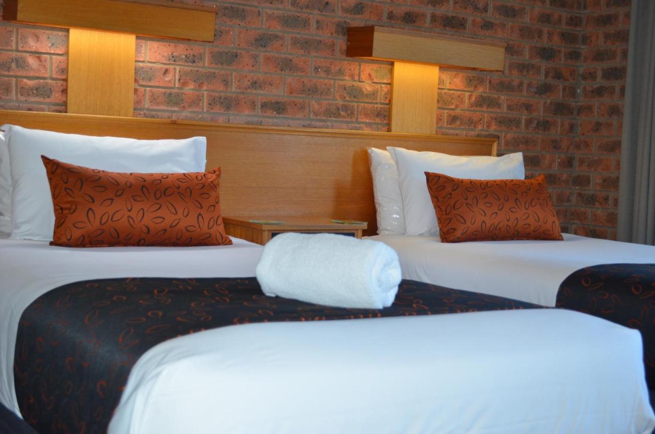 Advance Motel photo 2
