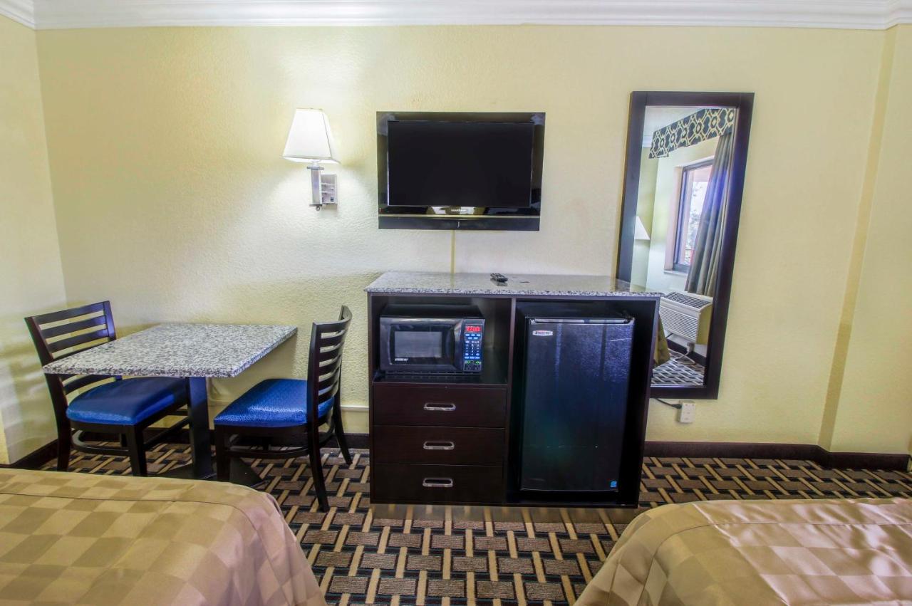 Foto - Inn of America