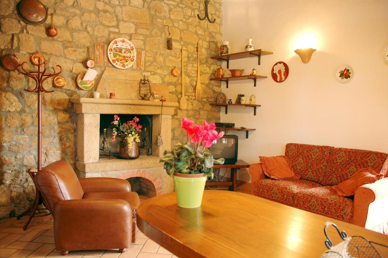 Agriturismo Palazzo Conti - B photo 4