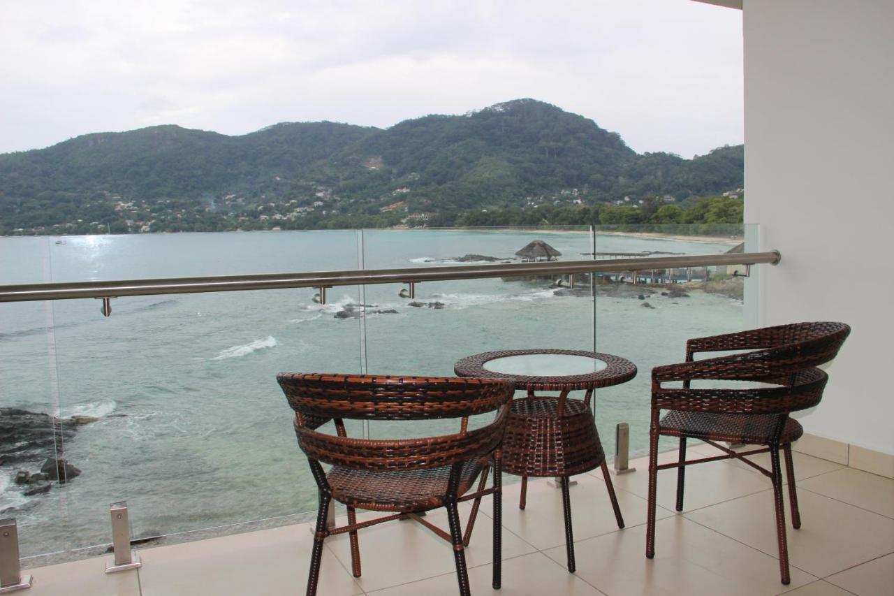 Surfers Cove Apartments photo 4