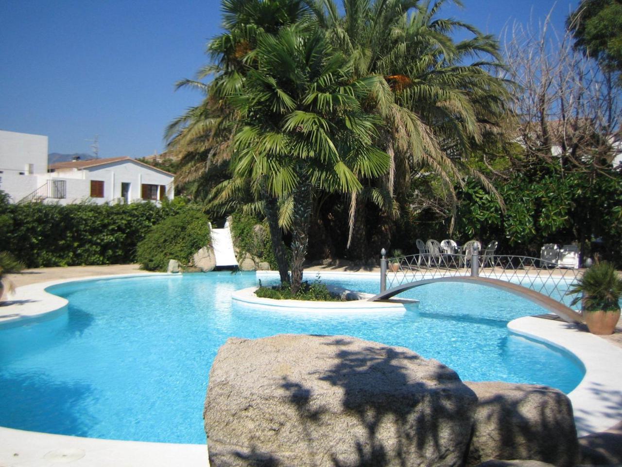 Hotel Casa Ceremines