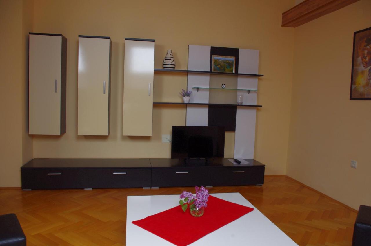 Apartment Tomy - 6