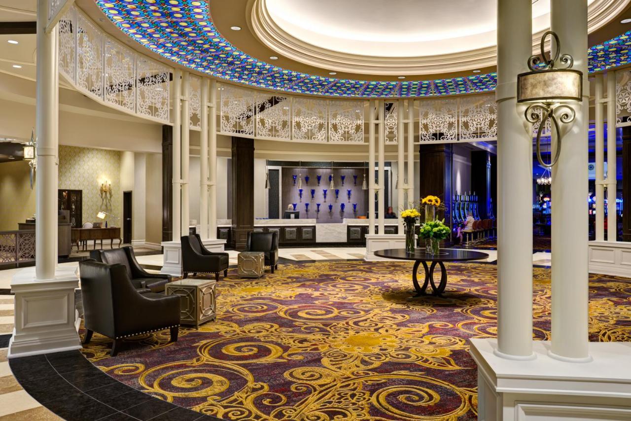 Saratoga Casino Hotel - 6