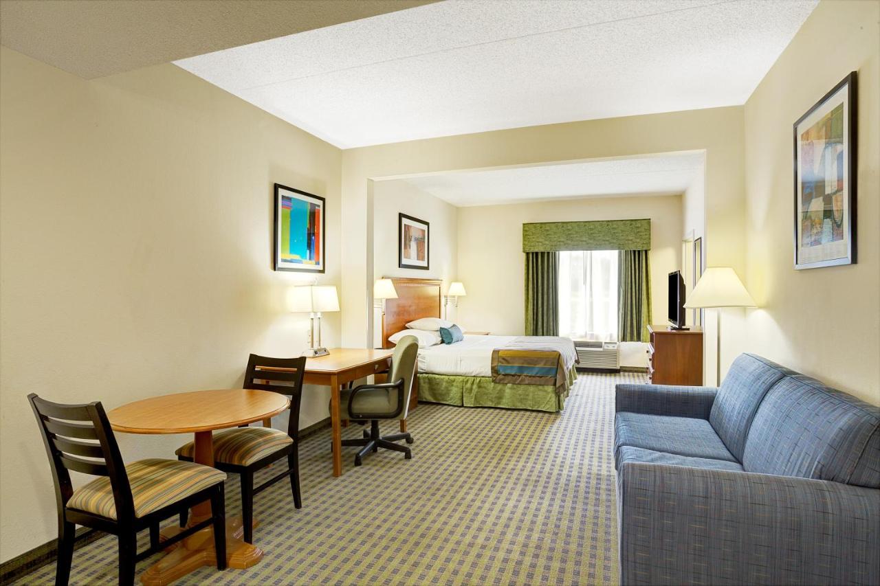 Wingate by Wyndham Atlanta/Fairburn photo 4